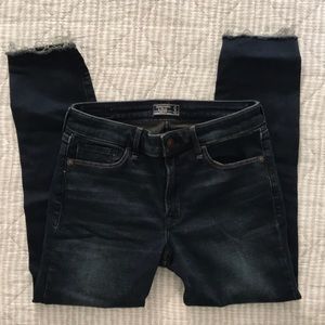 Abercrombie & Fitch Mid Rise Super Skinny Size 27A
